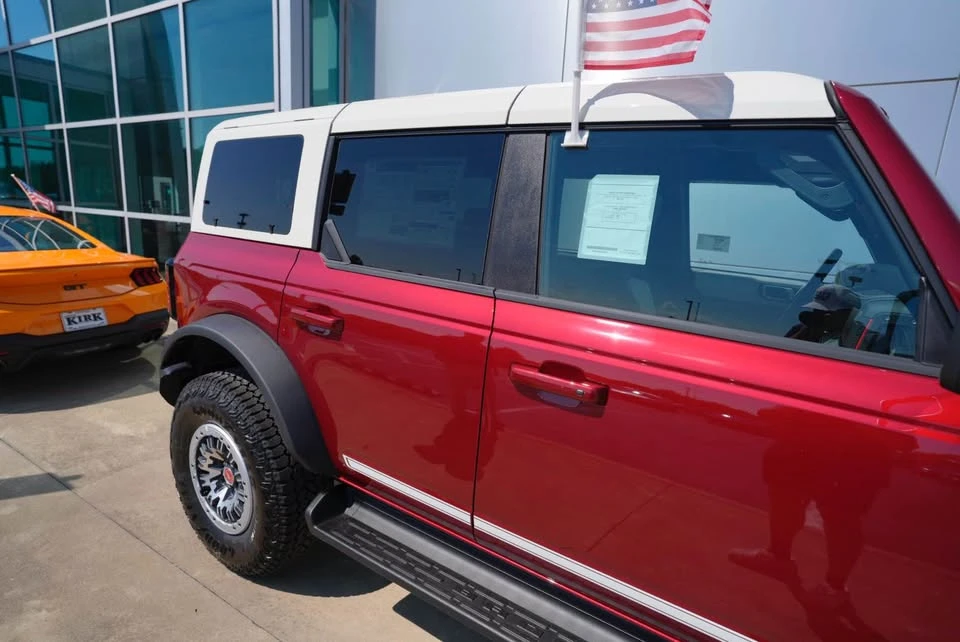 2026 Ford Bronco 6th Gen - Image 2 of 12