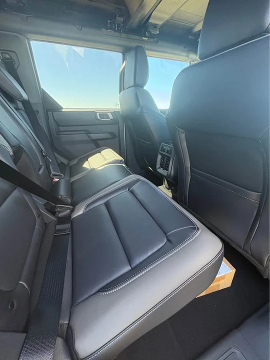 2026 Ford Bronco 6th Gen - Image 13 of 17