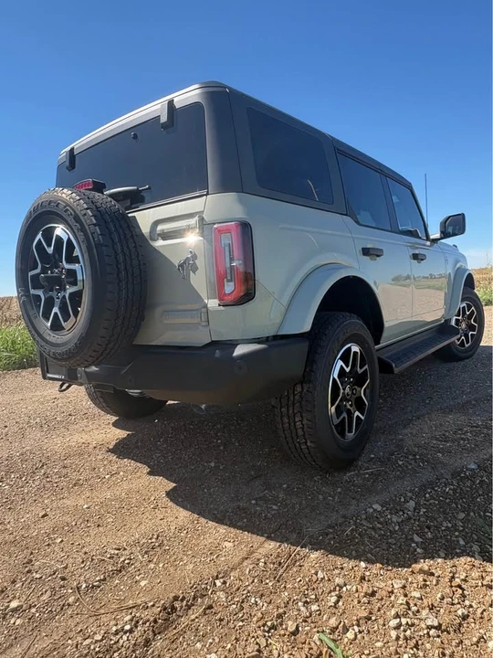 2026 Ford Bronco 6th Gen - Image 3 of 17