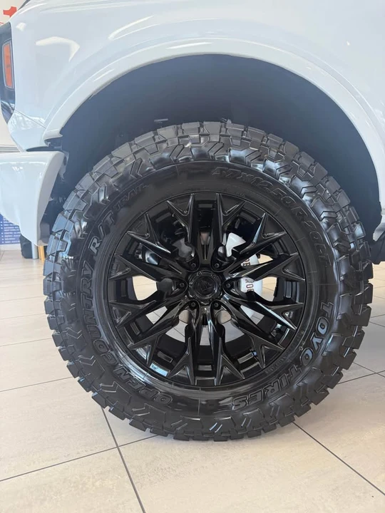 2026 Ford Bronco 6th Gen - Image 4 of 6