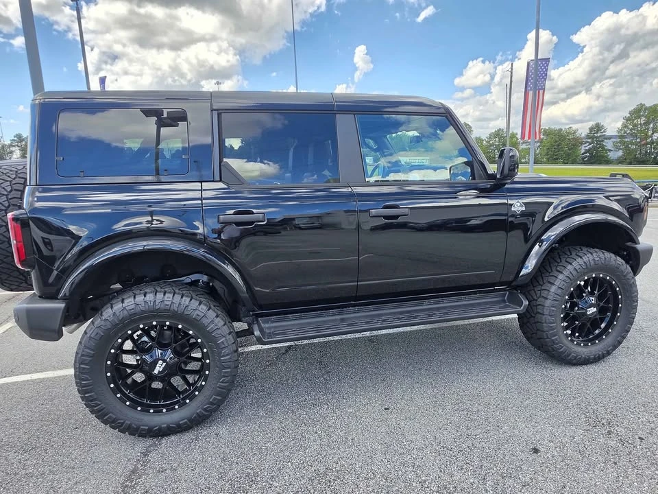 2026 Ford Bronco 6th Gen - Image 4 of 10