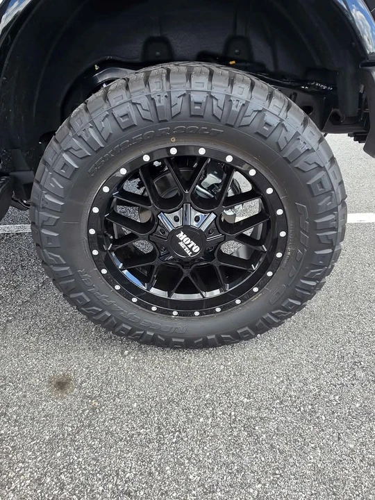 2026 Ford Bronco 6th Gen - Image 5 of 10