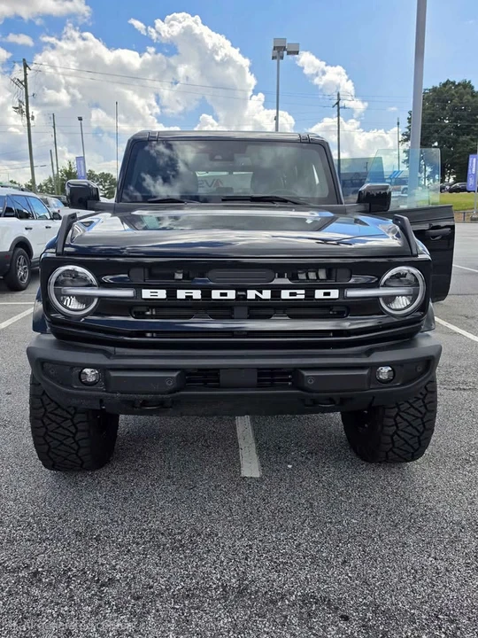 2026 Ford Bronco 6th Gen - Image 2 of 10