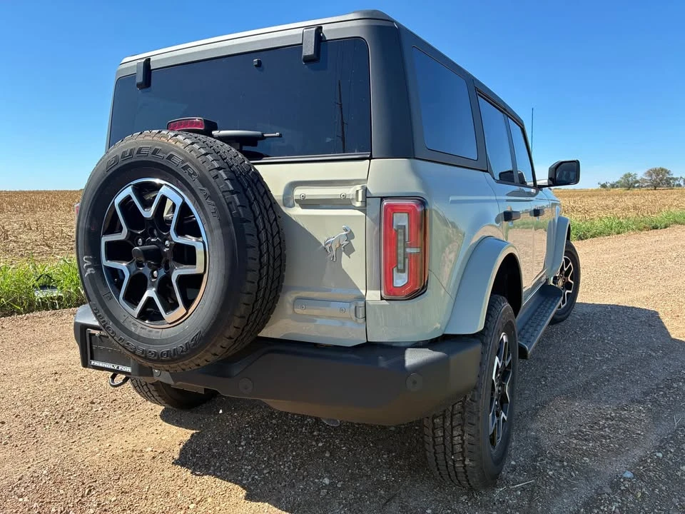 2026 Ford Bronco 6th Gen - Image 4 of 16