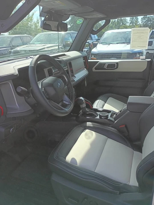2026 Ford Bronco 6th Gen - Image 7 of 11
