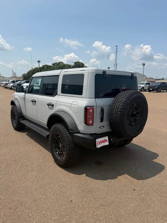 2026 Ford Bronco 6th Gen - Image 4 of 11
