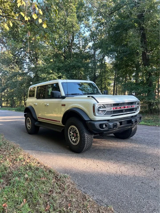 2026 Ford Bronco 6th Gen - Image 3 of 16