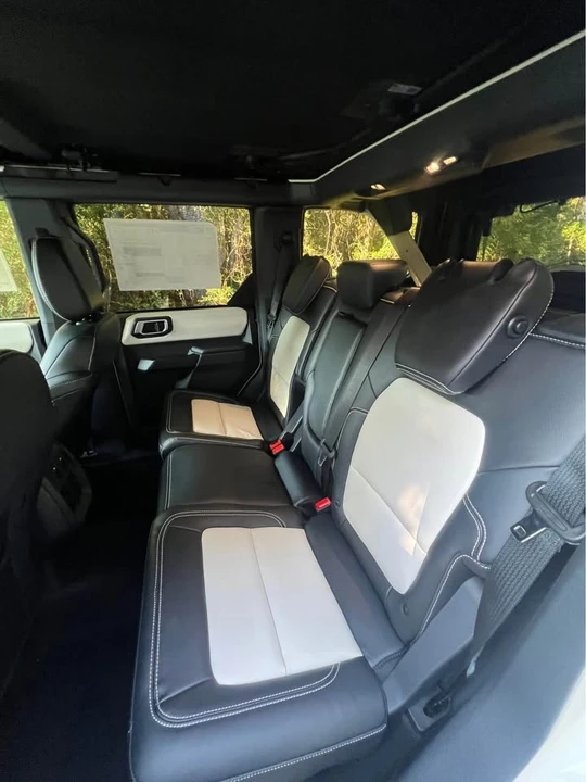 2026 Ford Bronco 6th Gen - Image 11 of 16