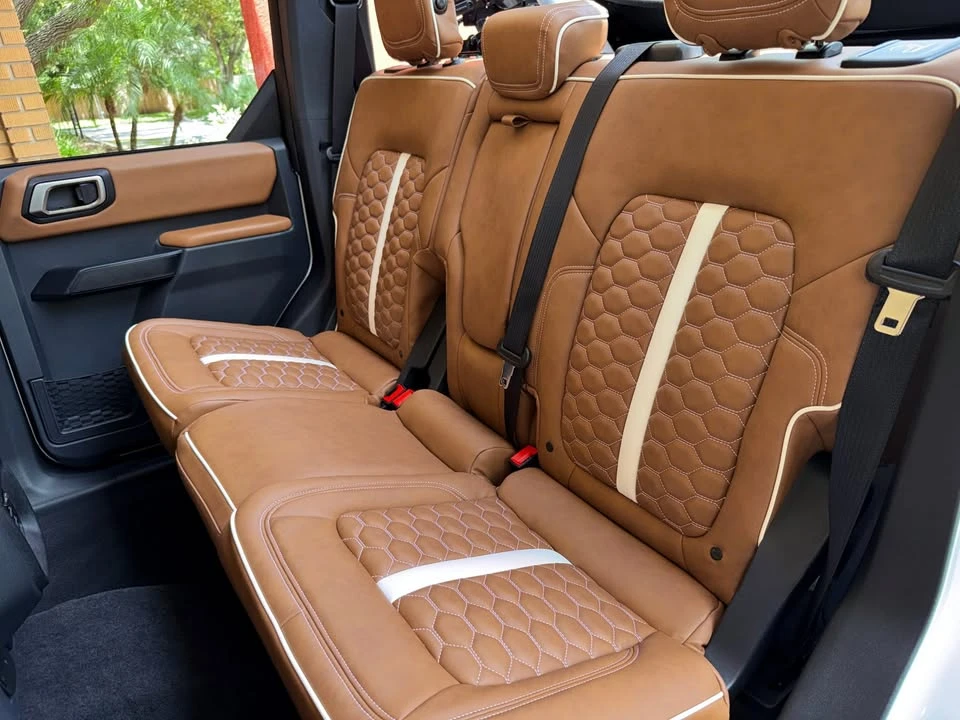 2026 Ford Bronco 6th Gen - Image 17 of 20