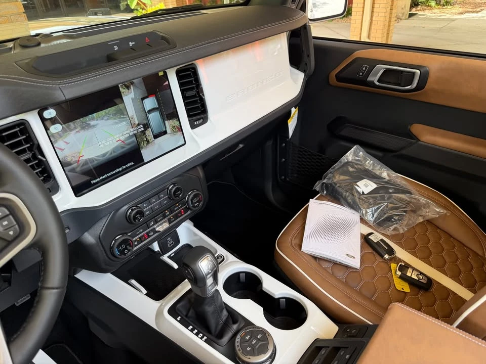 2026 Ford Bronco 6th Gen - Image 19 of 20