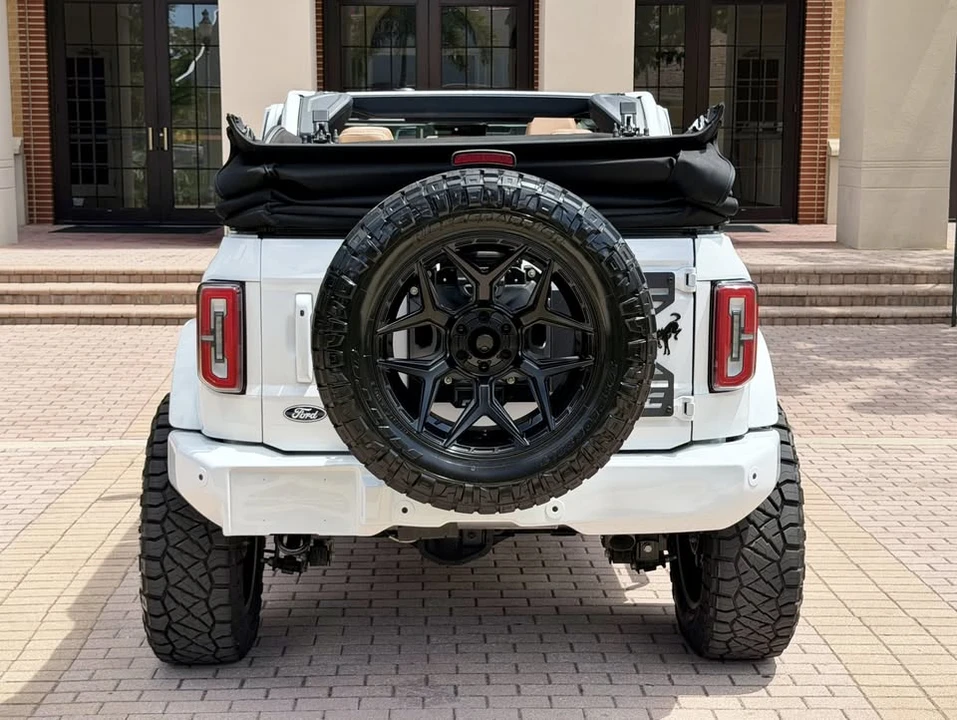 2026 Ford Bronco 6th Gen - Image 8 of 20