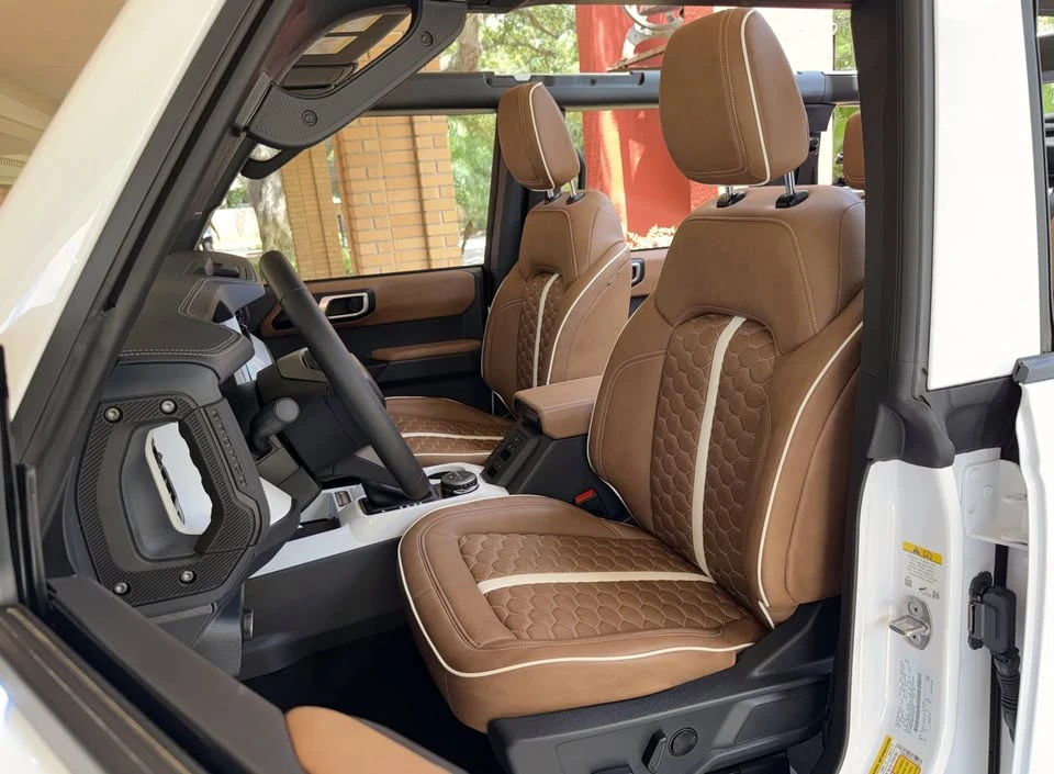 2026 Ford Bronco 6th Gen - Image 14 of 20