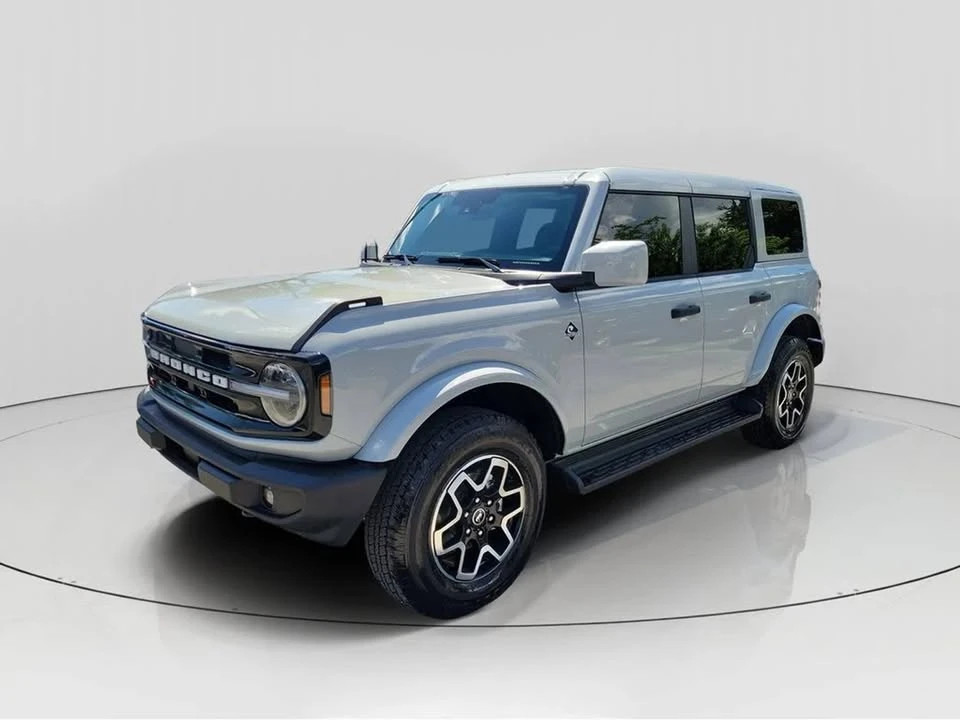 2026 Ford Bronco 6th Gen - Image 2 of 20