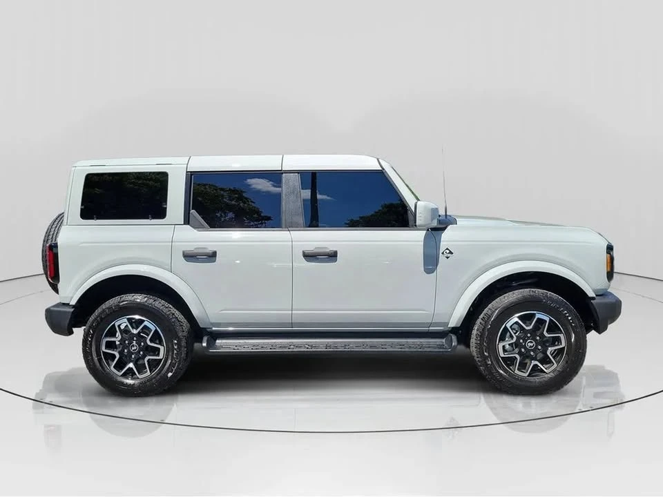 2026 Ford Bronco 6th Gen - Image 7 of 20