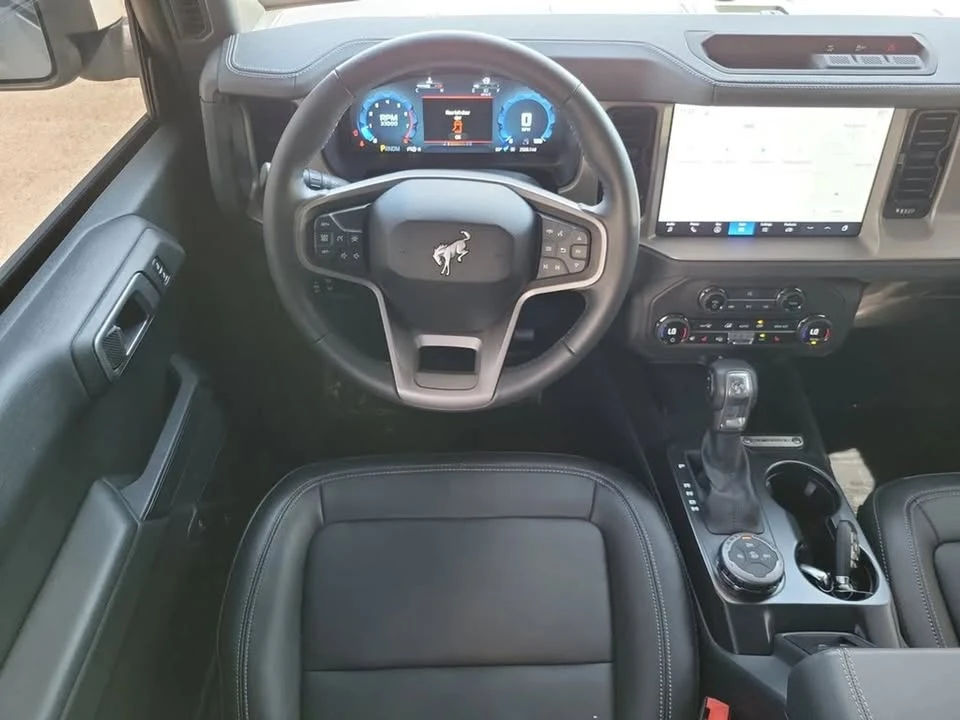 2026 Ford Bronco 6th Gen - Image 18 of 20