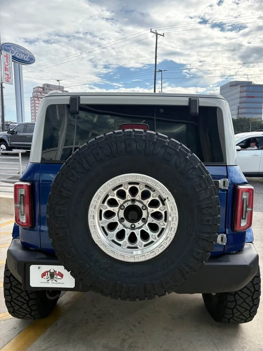 2026 Ford Bronco 6th Gen - Image 4 of 8