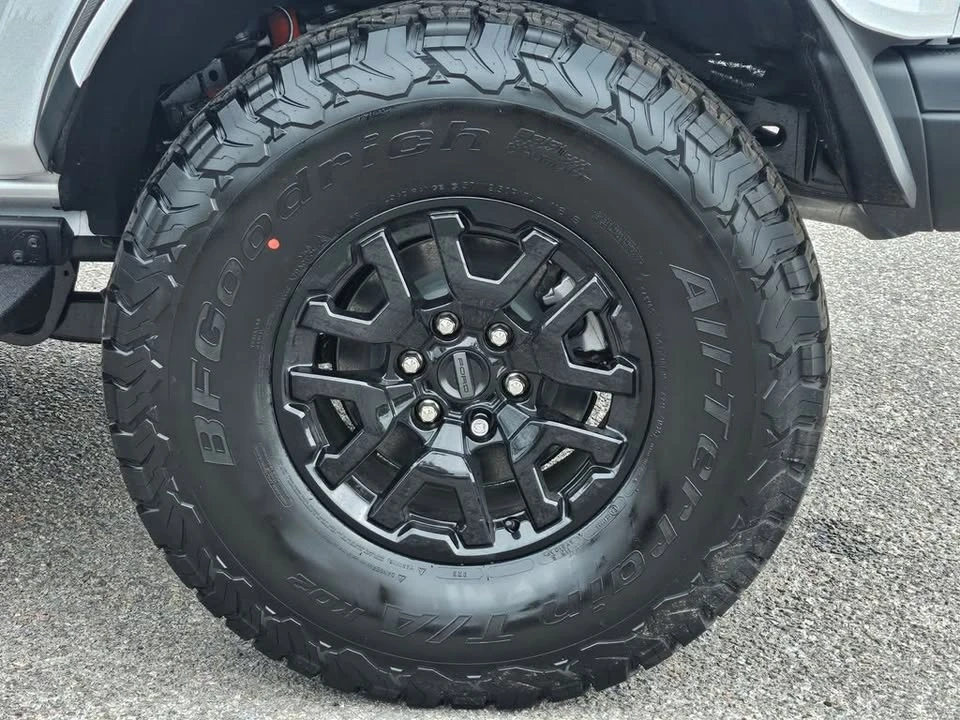 2026 Ford Bronco Raptor 6th Gen - Image 10 of 18