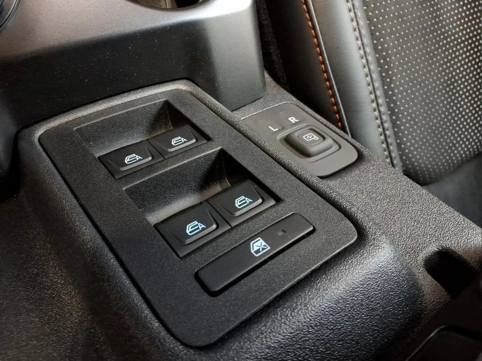 2026 Ford Bronco Raptor 6th Gen - Image 13 of 27