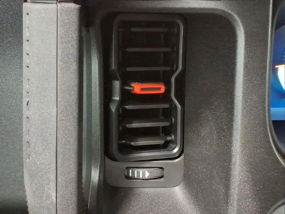 2026 Ford Bronco Raptor 6th Gen - Image 15 of 27