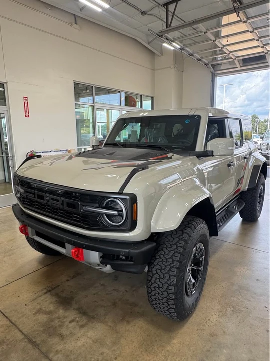 2026 Ford Bronco Raptor 6th Gen - Image 4 of 10