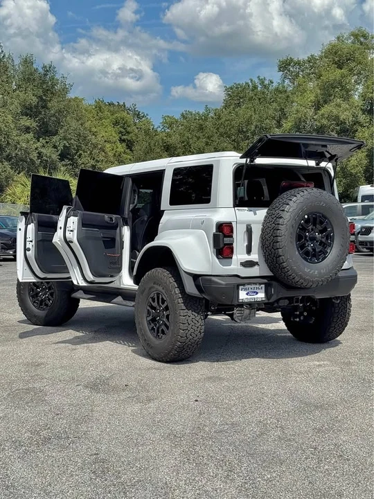 2026 Ford Bronco Raptor 6th Gen - Image 9 of 20