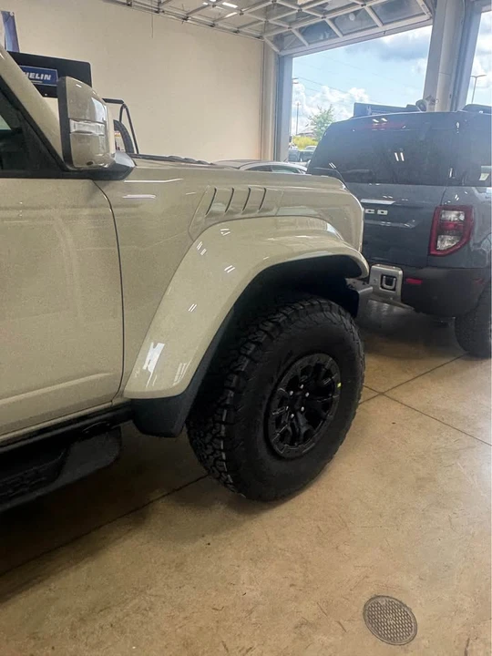 2026 Ford Bronco Raptor 6th Gen - Image 2 of 10