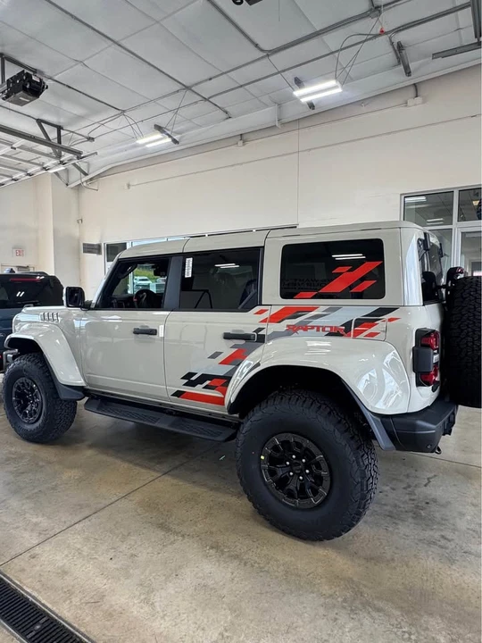 2026 Ford Bronco Raptor 6th Gen - Image 7 of 10