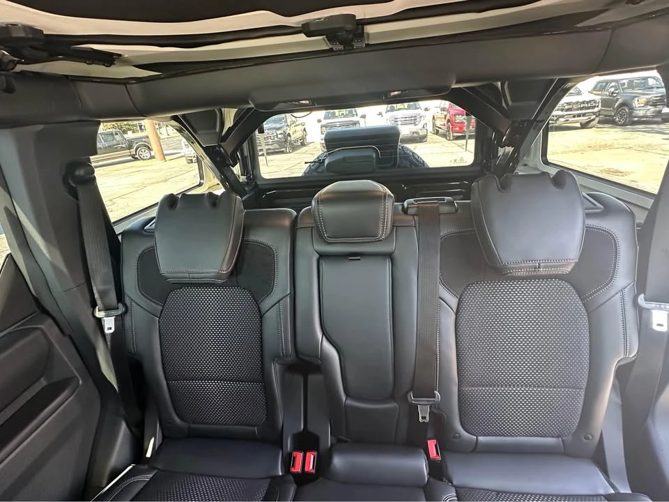 2026 Ford Bronco Raptor 6th Gen - Image 9 of 12