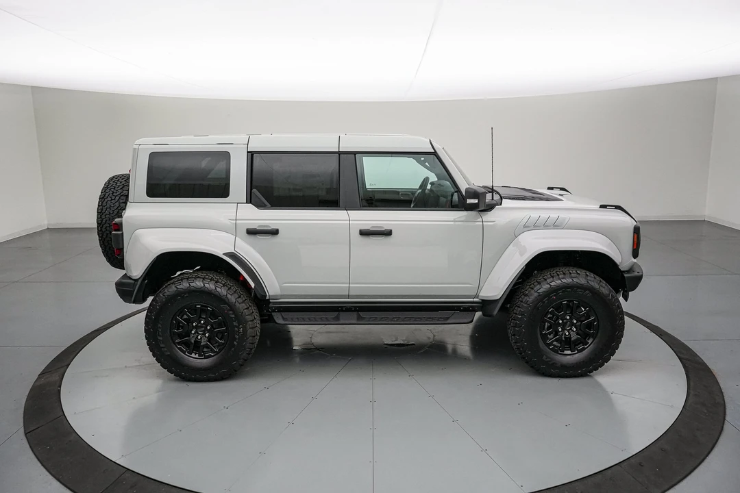 2026 Ford Bronco Raptor 6th Gen - Image 4 of 31
