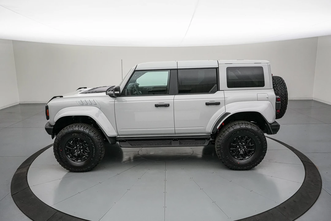 2026 Ford Bronco Raptor 6th Gen - Image 8 of 31