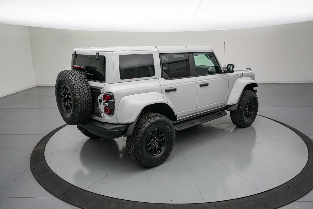 2026 Ford Bronco Raptor 6th Gen - Image 5 of 31
