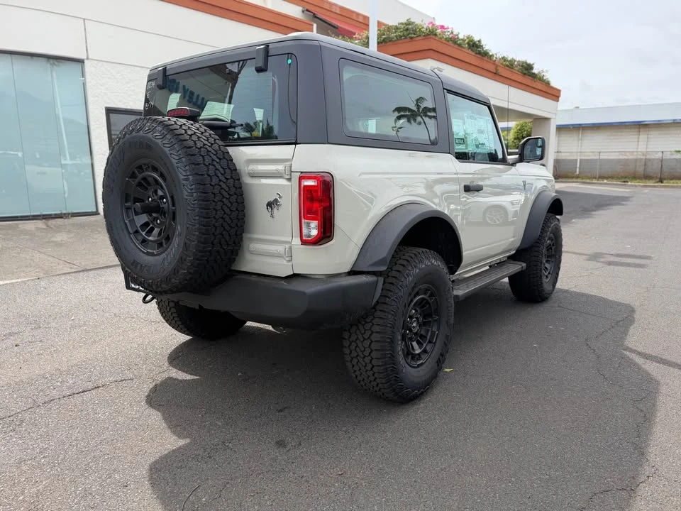 2026 Ford Bronco 6th Gen - Image 4 of 11