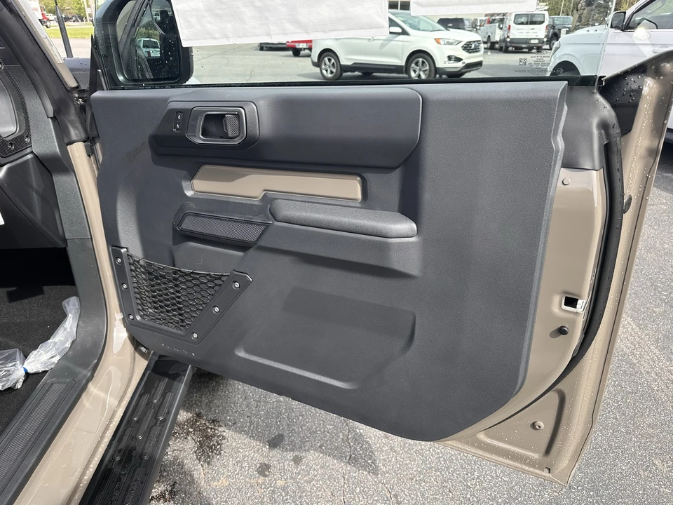 2026 Ford Bronco 6th Gen - Image 12 of 29