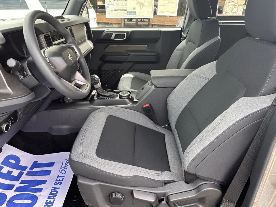 2026 Ford Bronco 6th Gen - Image 10 of 29