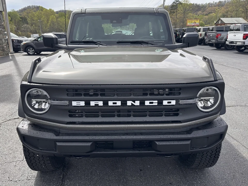 2026 Ford Bronco 6th Gen - Image 3 of 29