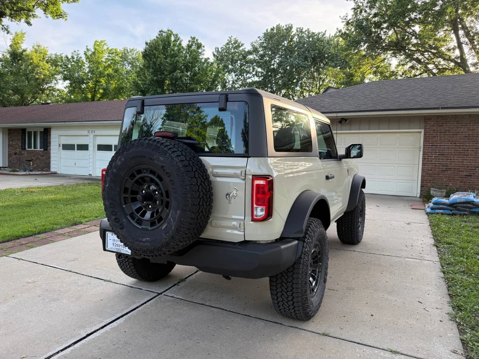 2026 Ford Bronco 6th Gen - Image 4 of 17