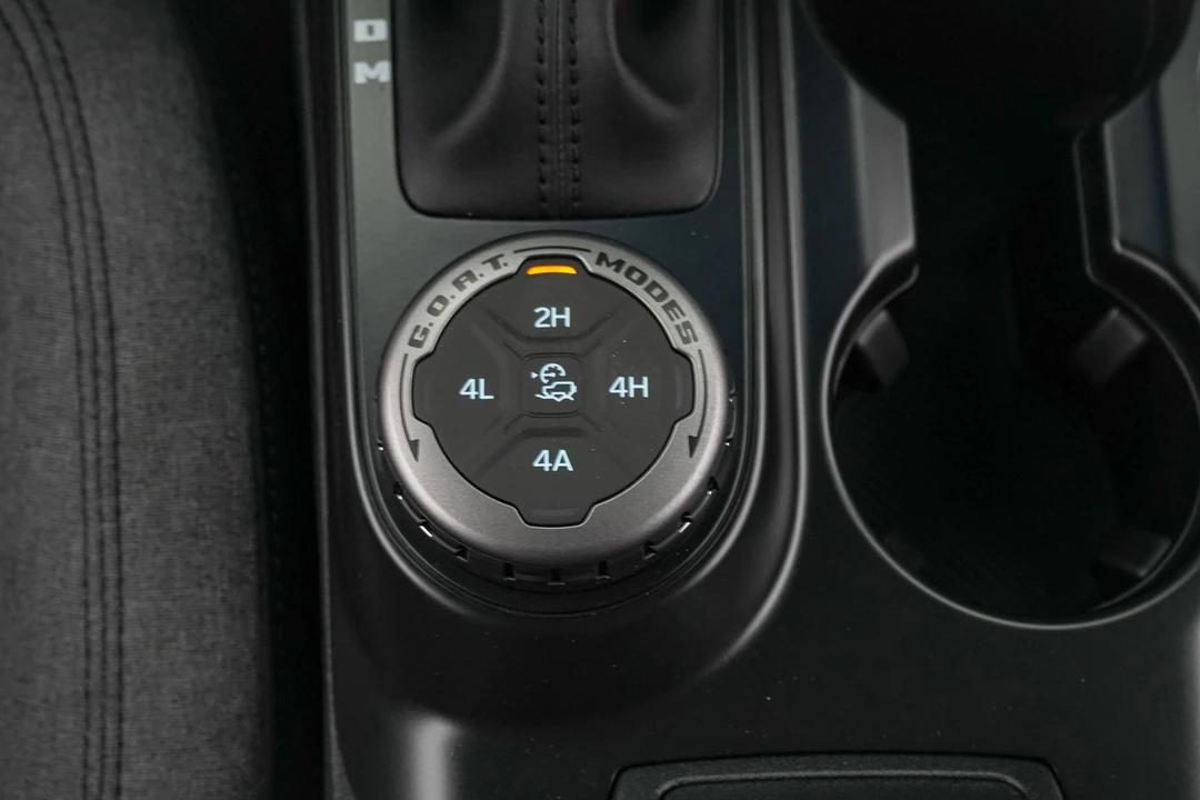 2026 Ford Bronco 6th Gen - Image 19 of 21