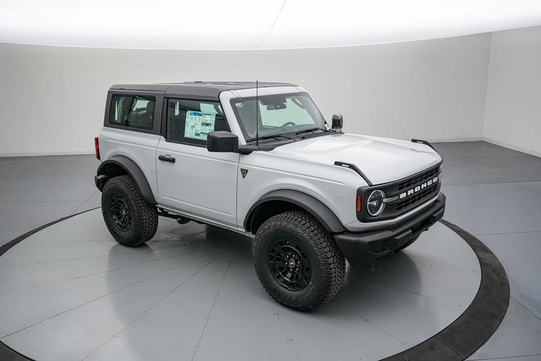 2026 Ford Bronco 6th Gen - Image 2 of 21