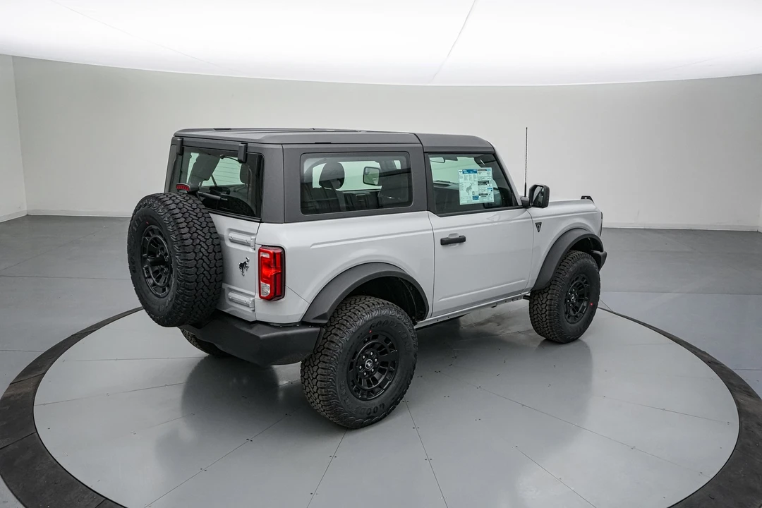 2026 Ford Bronco 6th Gen - Image 5 of 21