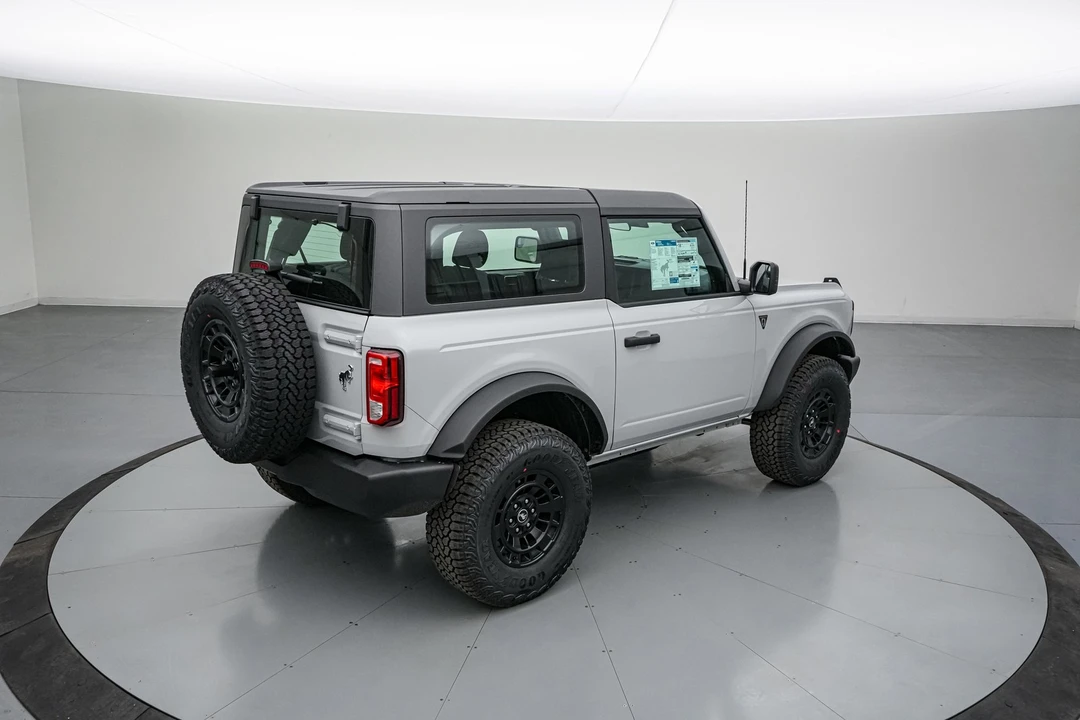 2026 Ford Bronco 6th Gen - Image 5 of 21