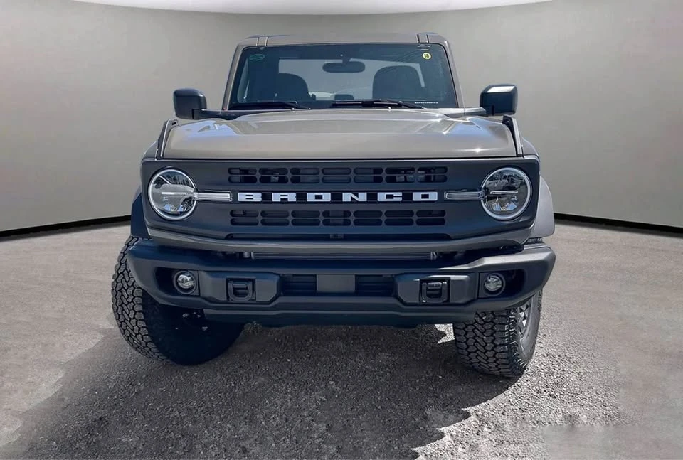 2026 Ford Bronco 6th Gen - Image 2 of 6