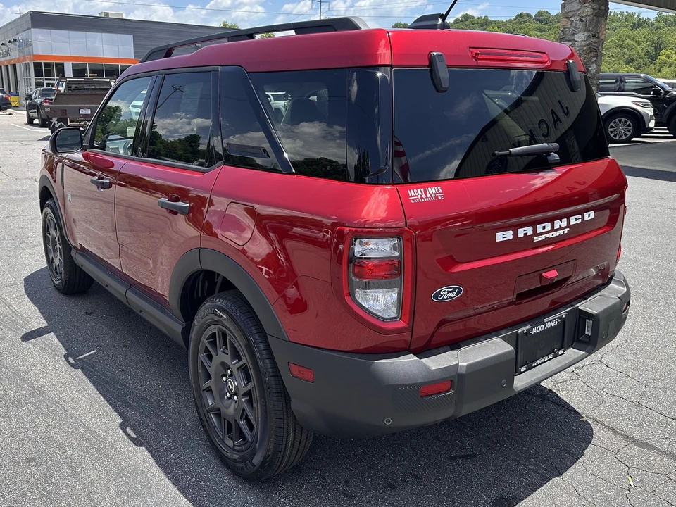 2026 Ford Bronco 6th Gen - Image 8 of 30