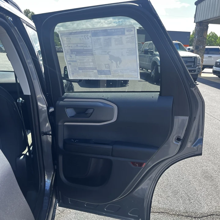 2026 Ford Bronco 6th Gen - Image 13 of 28