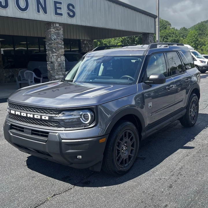 2026 Ford Bronco 6th Gen - Image 2 of 28