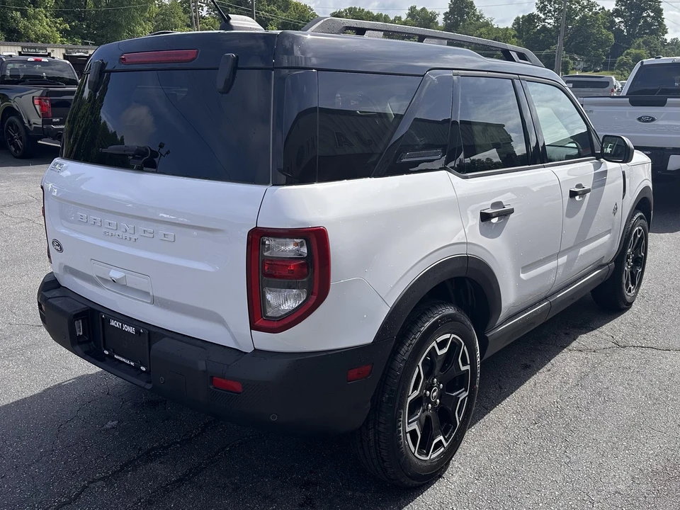 2026 Ford Bronco 6th Gen - Image 7 of 30