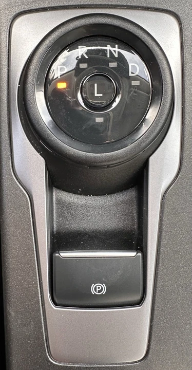 2026 Ford Bronco 6th Gen - Image 28 of 30