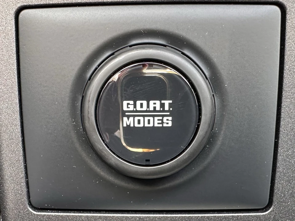 2026 Ford Bronco 6th Gen - Image 29 of 30