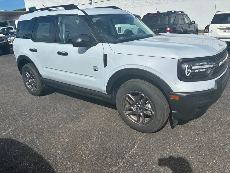 2026 Ford Bronco 6th Gen - Image 4 of 15