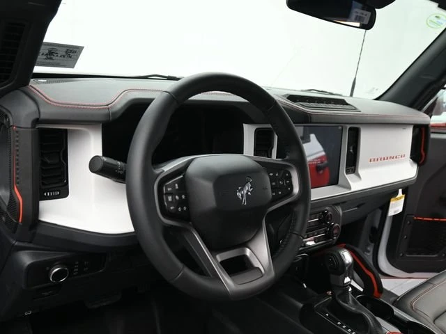 2026 Ford Bronco 6th Gen - Image 14 of 20