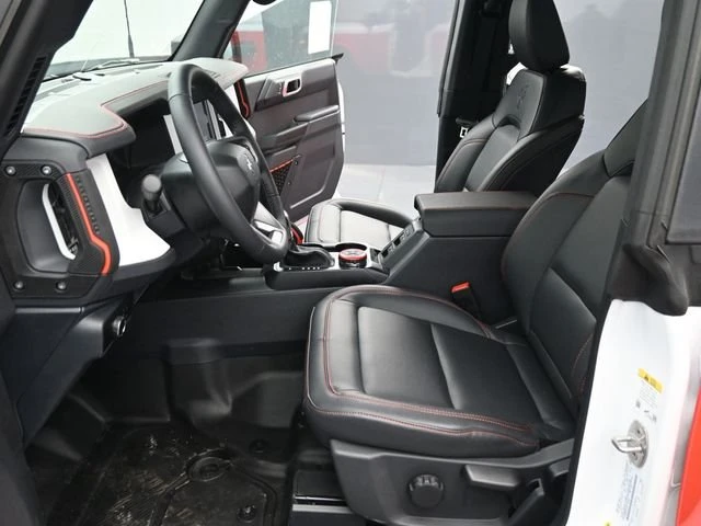 2026 Ford Bronco 6th Gen - Image 13 of 20